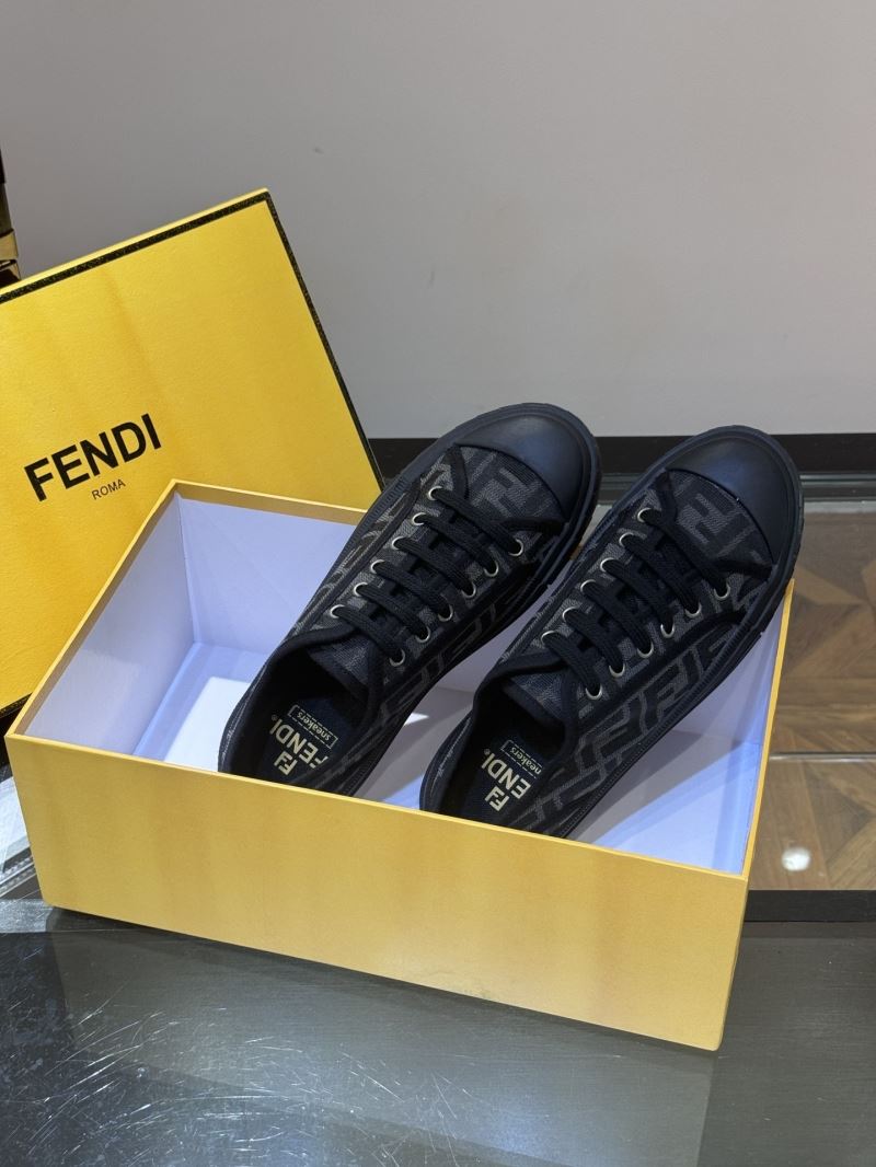 Fendi Low Shoes